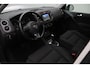 Volkswagen Tiguan 2.0 TSI Sport&Style 4Motion 2011 | Schuifkanteldak | Airco | Parkeersensoren | Goed Onderhouden | DAB+ Radio | 2 Sleutels | Xenon | Boekjes