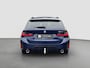 BMW 3-Serie Touring 320e M-Sport | Pano | Trekhaak | Harman Kardon | 19 inch | Sfeerverlichting | Camera | Dealer onderhouden