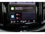 Volvo XC60 2.0 T6 Plug-in hybrid AWD Plus Dark Verwarmbare Voor- En Achterstoelen | 360 Graden Camera | Apple Carplay/Android Auto | Adaptieve Cruise Control | Panoramisch Schuif-/kanteldak | Draadloze Telefoonlader | Trekhaak Semi-Elektrisch | LED Koplampen | Elektrisch Verstelbare Stoelen | Keyless Entry | Lederen Bekleding | Stuurwielverwarming