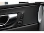 Volvo XC60 2.0 T6 Plug-in hybrid AWD Plus Dark Verwarmbare Voor- En Achterstoelen | 360 Graden Camera | Apple Carplay/Android Auto | Adaptieve Cruise Control | Panoramisch Schuif-/kanteldak | Draadloze Telefoonlader | Trekhaak Semi-Elektrisch | LED Koplampen | Elektrisch Verstelbare Stoelen | Keyless Entry | Lederen Bekleding | Stuurwielverwarming