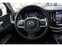 Volvo XC60 2.0 T6 Plug-in hybrid AWD Plus Dark Verwarmbare Voor- En Achterstoelen | 360 Graden Camera | Apple Carplay/Android Auto | Adaptieve Cruise Control | Panoramisch Schuif-/kanteldak | Draadloze Telefoonlader | Trekhaak Semi-Elektrisch | LED Koplampen | Elektrisch Verstelbare Stoelen | Keyless Entry | Lederen Bekleding | Stuurwielverwarming