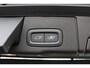 Volvo XC60 2.0 T6 Plug-in hybrid AWD Plus Dark Verwarmbare Voor- En Achterstoelen | 360 Graden Camera | Apple Carplay/Android Auto | Adaptieve Cruise Control | Panoramisch Schuif-/kanteldak | Draadloze Telefoonlader | Trekhaak Semi-Elektrisch | LED Koplampen | Elektrisch Verstelbare Stoelen | Keyless Entry | Lederen Bekleding | Stuurwielverwarming