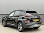 Hyundai Kona GDI 141pk HEV 2WD Fashion | Head-Up Display | All-Season Banden | Adaptive Cruise Control | Camera Achter | Navigatie | KRELL Premium Audiosysteem |