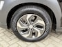 Hyundai Kona GDI 141pk HEV 2WD Fashion | Head-Up Display | All-Season Banden | Adaptive Cruise Control | Camera Achter | Navigatie | KRELL Premium Audiosysteem |