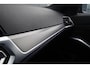 BMW 3-Serie 320i M-Sport/// | LED | Trekhaak | Head-up Display | M-Sportremmen | PDC |