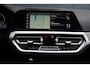 BMW 3-Serie 320i M-Sport/// | LED | Trekhaak | Head-up Display | M-Sportremmen | PDC |