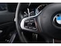 BMW 3-Serie 320i M-Sport/// | LED | Trekhaak | Head-up Display | M-Sportremmen | PDC |