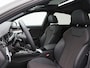 Audi A4 Limousine 35 TFSi S-Line Competition 150 Pk Automaat | Open Dak | Zwart Optiek | Virtual Cockpit | Sportstoelen | CarPlay | LED | Sensoren | 18 Inch | 91.236 Km!