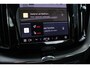 Volvo XC60 T6 Plug-in hybrid AWD Plus Dark | Verwarmbare Voor- En Achterstoelen | 360 Graden Camera | Apple Carplay/Android Auto | Adaptieve Cruise Control | Panoramisch Schuif-/kanteldak | Draadloze Telefoonlader | Trekhaak Semi-Elektrisch | LED Koplampen | Elektrisch Verstelbare Stoelen | Keyless Entry | Lederen Bekleding | Stuurwielverwarming