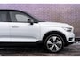 Volvo XC40 Recharge 70 kWh Core | 1e Eigenaar | Navigatie | Cruise Control | Stoel/-Stuurverwarming | Achteruijcamera | Climate Control | Getint Glas | Zitverlenging