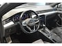 Volkswagen Passat Variant 1.5 TSI x R-LINE navi leer pano trekhaak keyless 19 inch !!