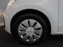 Volkswagen Up! 1.0 BMT move up! 60 pk | Navigatie via App | Autom. airco | Cruise control | Parkeersensoren achter| Achteruitrijcamera |