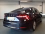 Skoda Octavia 1.0 TSI Sport Business Navigatie, Clima controle, Cruise controle, Stuurverwarming, Elek ramen v/a, Elek achterklep, Xenon verlichting, Pdc v/a, Lm velgen 17'' Nederlandse auto!! Bovag afleverpakket 695,-