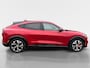 Ford Mustang Mach-E Extended AWD 98 kWh | Dealer onderhouden | Origineel NL auto | Navigatie | Parkeersensoren voor en achter | Achteruitrijcamera | Voorstoelen verwarmd | Verwarmde voorruit | Adaptief cruise control | Dodehoek detectie | Draadloos opladen mobiel | 19" lichtmetalen velgen |