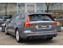Volvo V60 B3 Business Pro 163pk | ACC | Navigatie | Carplay | Climate | Sensoren | Trekhaak | Keyless | Dodehoek