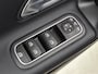 Mercedes-Benz A-klasse 250 e Plug-In Hybride Ledkoplampen | Stoelverwarming | Cruise control | Achteruitrijcamera. Inclusief 24 maanden MB Certified garantie voor Europa.