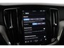 Volvo V60 T6 Plug-in hybrid Plus Dark | Panoramadak | Head-Up | ACC | 360° Camera | Stoel+Stuurverwarming
