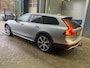 Volvo V90 Cross Country T5 Pro | Bowers&Wilkins | Head-Up | Trekhaak | ACC | Panoramadak | 360° Camera