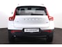 Volvo XC40 B3 Plus Dark - IntelliSafe Assist & Surround - Harman/Kardon audio - Parkeercamera achter - Parkeersensoren voor & achter - Elektr. bedienb. voorstoelen met geheugen links - Draadloze tel. lader - Extra getint glas - 19' LMV
