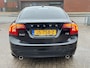 Volvo S60 1.5 T3 Automaat Nordic+ Navigatie Xenon Standkachel Leer Stoelverwarming 17 Inch Velgen Parkeersensoren Getint Glas NL Auto