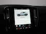 Volvo EX40 Single Motor Extended Range Core 82 kWh Driver Assist Pack | Climate Pack| Versatility Pack | 19" 5-spaaks glossy black/diamond cut | Achteruitrijcamera | Apple Carplay/Android Auto|telefoonintegratie premium | Cruise control adaptief