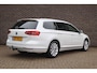 Volkswagen Passat Variant 1.5 TSI 150pk DSG Highline | Lederen Bekleding | Trekhaak | Navigatie