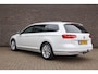 Volkswagen Passat Variant 1.5 TSI 150pk DSG Highline | Lederen Bekleding | Trekhaak | Navigatie