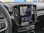 Volvo XC40 2.0 B4 R-Design|Panodak|Memory|Harman/Kardon|Adaptive-Cruise|Trekhaak|360-Camera|Stoel/Stuurverwarming