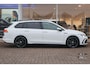 Volkswagen Golf Variant 1.5 eTSI 150pk DSG R-Line | Panoramadak | Navigatie | Camera | PDC | Side Assist