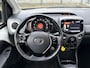 Toyota Aygo 1.0 VVT-i x-play **APPLE CARPLAY/ AIRCO/ BEGRENZER/ 36 MAANDEN GARANTIE**