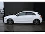 Mercedes-Benz A-klasse 180 Business Solution AMG | AUTOMAAT | SCHUIF/KANTELDAK | STOELVERWARMING | NAVI | SFEER-VERLICHTING | CRUISE CONTROL | CLIMATE CONTROL | PDC | LMV