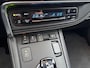 Toyota Auris 1.8 Hybrid Executive Dealer onderhouden! | Achteruitrijcamera | Climate Control | Navigatie | 12 maanden garantie! |