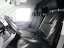 Volkswagen Transporter 2.0 TDI L1H1 150 pk | Navigatie | Trekhaak (afneembaar) | Parkeersensoren | Achteruitrijcamera |