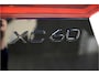 Volvo XC60 2.0 T8 AWD 335kW/456pk Aut8 MJ2026 Plug-in hybrid Ultra Black Edition LUCHTVERING + HARMAN/KARDON + PANORAMADAK + BLIS + STOELMASSAGE + PILOT ASSIST + STOELVERWARMING V&A + ADAPT.CRUISE + STUURVERWARMING + 360 CAMERA + PARKSENSOREN + 21" LM-VELGEN!!
