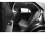 Volkswagen T-Roc 1.5 eTsi Life First Edition | Achterbank in delen neerklapbaar | Achteruitrijcamera | Alarmsysteem