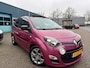 Renault Twingo 1.2 | Pano Dak | LM Velgen | Bluetooth | Airco | EL Ramen | Facelift | APK bij de aflevering |