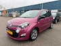 Renault Twingo 1.2 | Pano Dak | LM Velgen | Bluetooth | Airco | EL Ramen | Facelift | APK bij de aflevering |