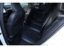 Volvo XC40 1.5 T5 Plug-in R-Design Pano H&K 360 El.Haak ACC Keyless 19” Stuur/Stoelverwarming