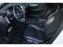 Volvo XC40 1.5 T5 Plug-in R-Design Pano H&K 360 El.Haak ACC Keyless 19” Stuur/Stoelverwarming