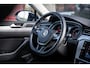 Volkswagen Passat Variant 1.5 TSI Highline | Automaat | Adaptieve cruise control | Stoel Verwarming | Parkeer hulp |