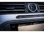 Volkswagen Passat Variant 1.5 TSI Highline | Automaat | Adaptieve cruise control | Stoel Verwarming | Parkeer hulp |