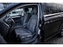 Volkswagen Passat Variant 1.5 TSI Highline | Automaat | Adaptieve cruise control | Stoel Verwarming | Parkeer hulp |