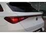 SEAT Leon Sportstourer 1.5 FR TSI 150pk | Camera | Cruise | Trekhaak | Climate | Sfeer | Stoelverwarming | LED