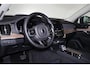 Volvo XC90 T8 Recharge AWD Plus Bright - Panorama/schuifdak - IntelliSafe Assist & Surround - 360º Camera - Harman/Kardon audio - Adaptieve LED koplampen - Vrwarmde voorstoelen, stuur & achterbank - Parkeersensoren voor & achter - Elektr. bedienb. voorstoelen met geheugen - Head up display - Draadloze tel. lader - Extra getint glas - 21' LMV