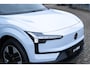 Volvo EX30 Single Motor Plus Europa 51 kWh Afneembare trekhaak | Stuur & Stoelverwarming | Elektrisch verstelbare stoelen | Dak in hoogglans zwart | Apple Car Play