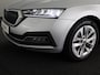 Skoda Octavia Combi 1.0 TSI Style 110pk | Navigatie | Parkeersensoren voor en achter | Apple Carplay -/ Andriod auto |  Verwambare voorstoelen