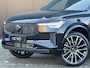 Volvo XC90 2.0 T8 Plug-in hybrid AWD Ultra Dark Exec. Ed. Panorama dak / Luchtvering / Bowers& Wilkins audio / Head-up display / Geventileerd leder met massagefunctie voorstoelen / Nubuck hemelbekl. / 22 inch wielen