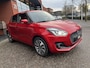 Suzuki Swift 1.2 Stijl // ADAPT. CRUISE // CLIMA // STOELVERWARMING // LED // KEYLESS // CAMERA // NAVI+CARPLAY //
