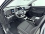 Hyundai Kona Electric Pure Edition 64.8 kWh | BTW auto | Voor en achter parkeersensoren | Batterijverwarming | 17 inch lichtmetalen velgen