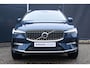 Volvo XC60 2.0 T6 Plug-in hybrid AWD Ultimate Bright | Luchtvering | semi Elec. inklapbare trekhaak | Blond Moriitz Leder |  4 camera's | Alarm klasse III af-fabriek|